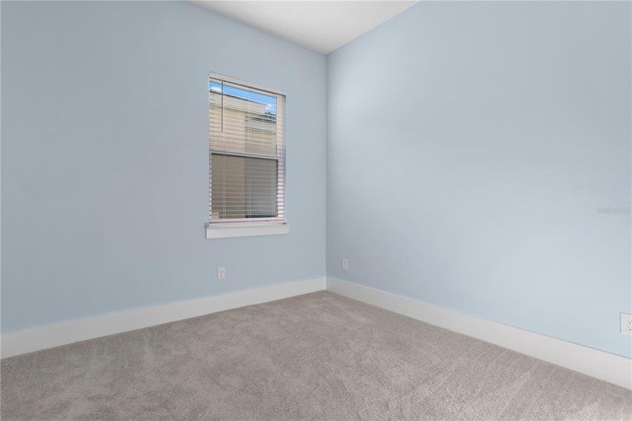 Spacious, unfurnished interior of a new home in , Winter Garden (Image 16).