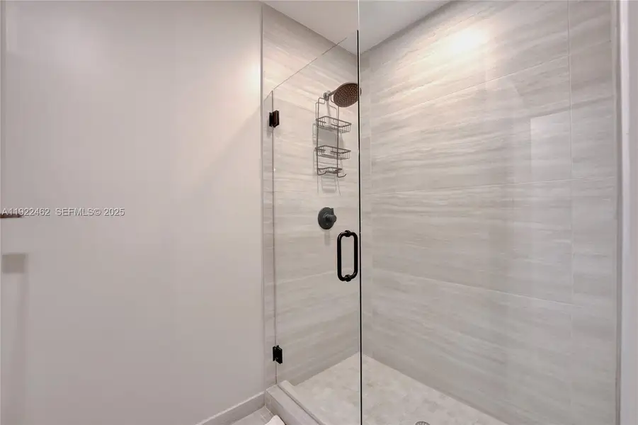 Image 11 of a home in 72 Park. Image 11 of a home in 72 Park.