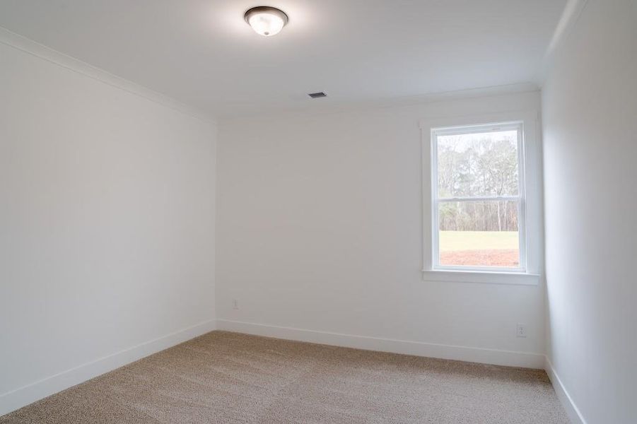 Spacious, unfurnished interior of a new home in Pinegate, Covington (Image 23).