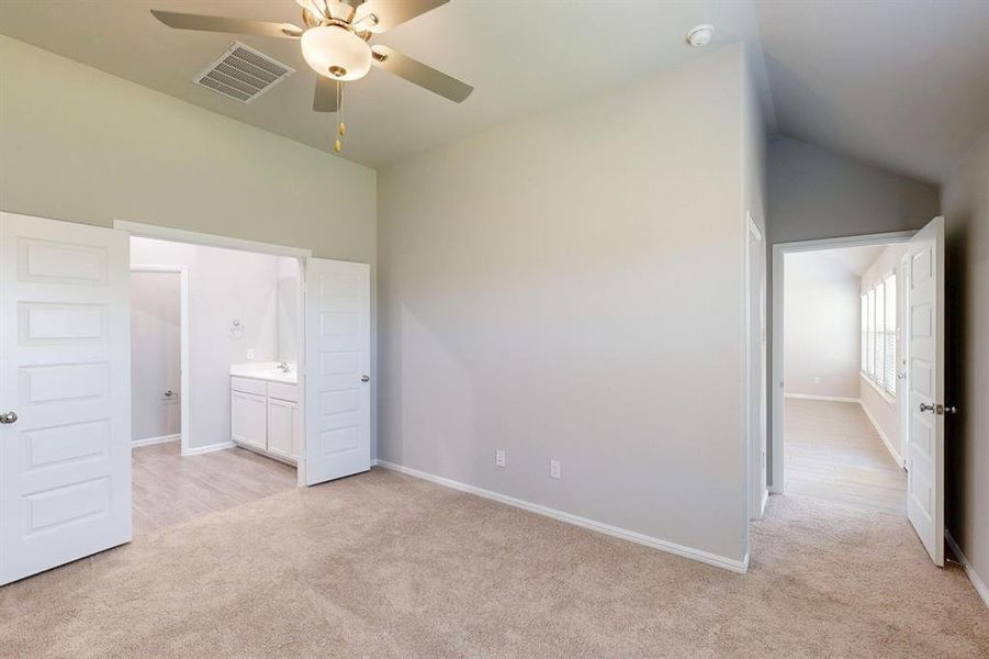Spacious, unfurnished interior of a new home in Meadow Park, Ponder (Image 15). Spacious, unfurnished interior of a new home in Meadow Park, Ponder (Image 15).