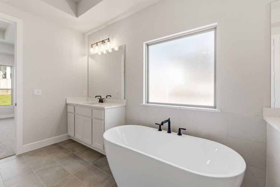 Furnished interior view inside a new home in Nolina, Georgetown (Image 10).