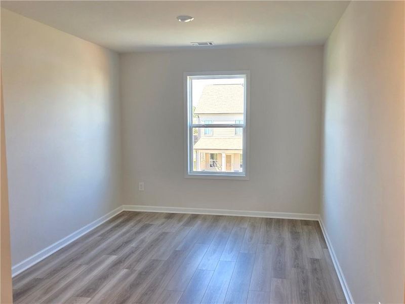 Spacious, unfurnished interior of a new home in Enclave at Logan Point, Loganville (Image 37).