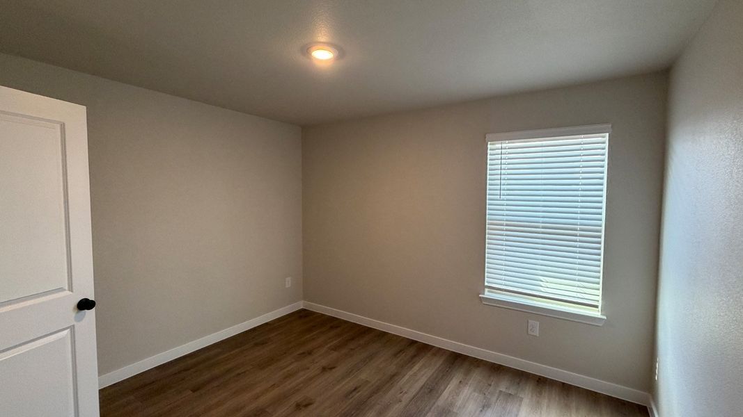 Spacious, unfurnished interior of a new home in The Lakes Northwest, Corpus Christi (Image 31).