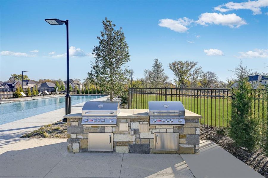 Cross Creek Meadows Community