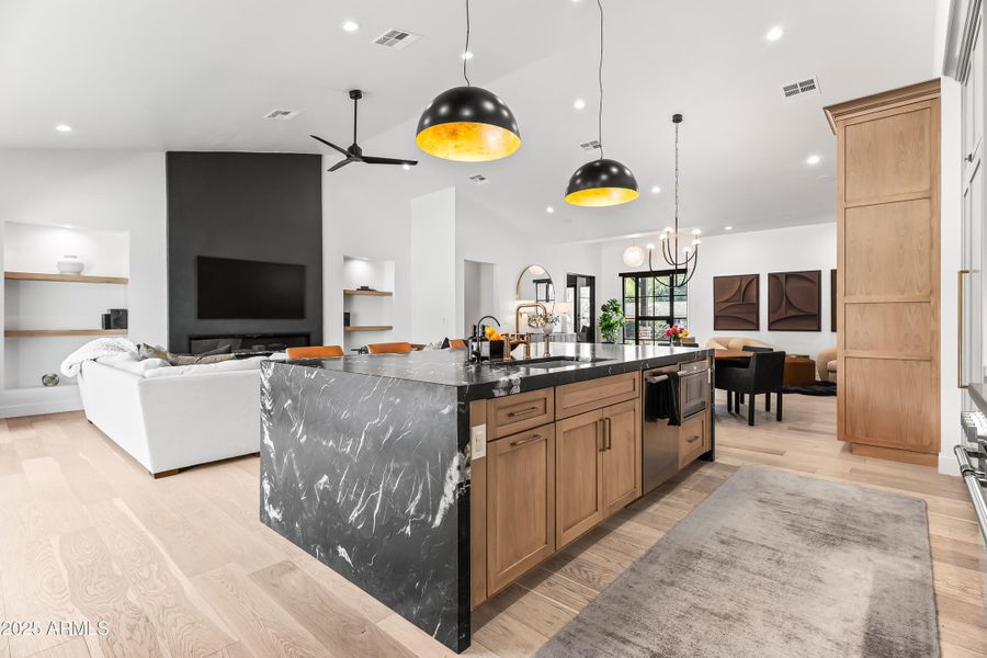 untitled (29 of 41) untitled (29 of 41)