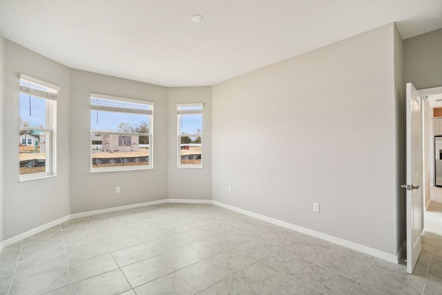Representative unfurnished interior of a home built from the Juno by William Ryan Homes in Myers Estates, Seffner (Image 20).