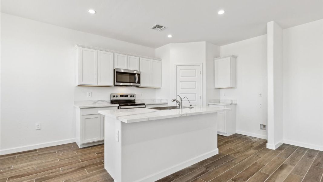 Furnished interior view inside a new home in Entrada Del Oro, Gold Canyon (Image 6).