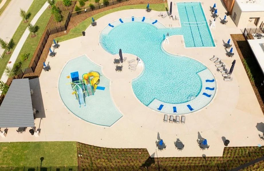 Image 19 of a home in Cross Creek West: Pinnacle Collection.