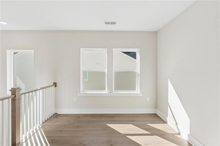 Spacious, unfurnished interior of a new home in Settingdown Farms, Cumming (Image 15).
