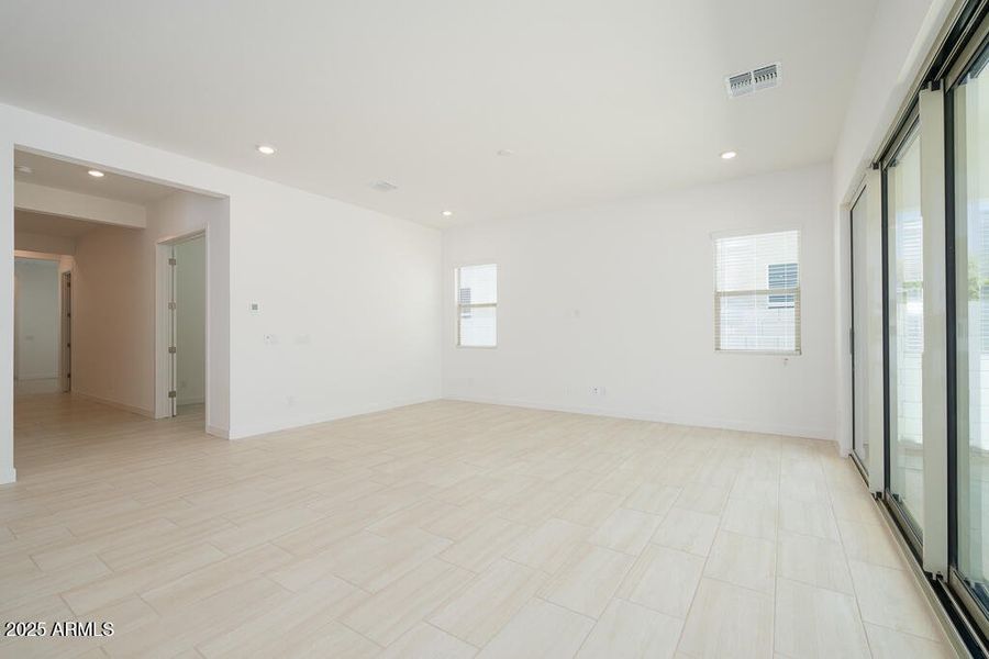 Tri Pointe Terraza 91 - Great Room-1MLS