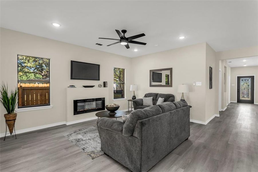 Furnished interior view inside a new home in , Gun Barrel City (Image 32).