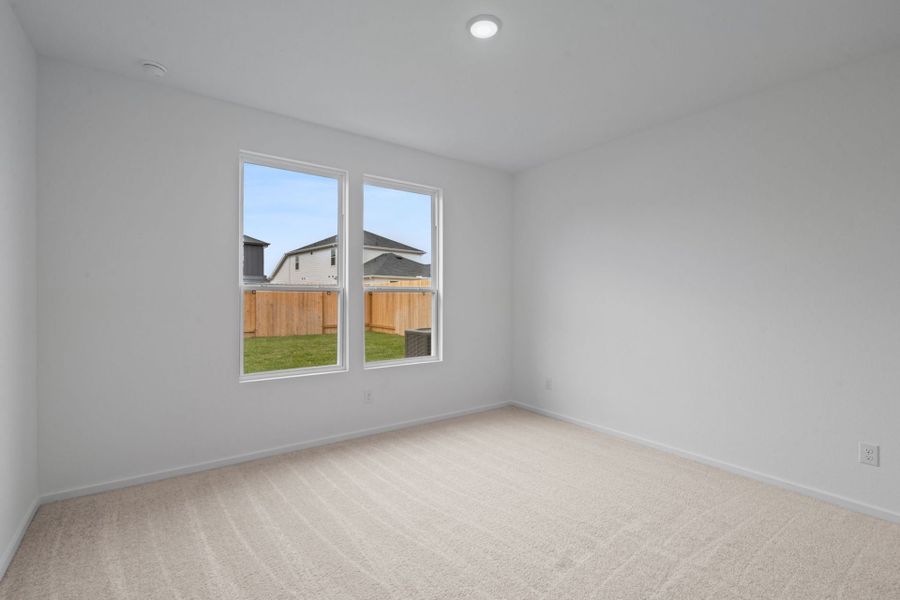 Spacious, unfurnished interior of a new home in Montgomery Bend, Montgomery (Image 17).