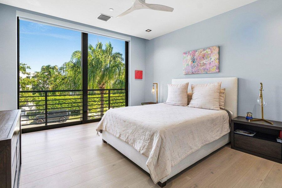 021-914PalmTrail-DelrayBeach-FL-33483-SM