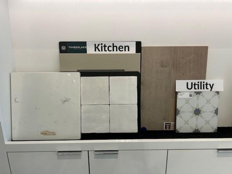 Sample of building materials used in homes in , Missouri City (Image 4).