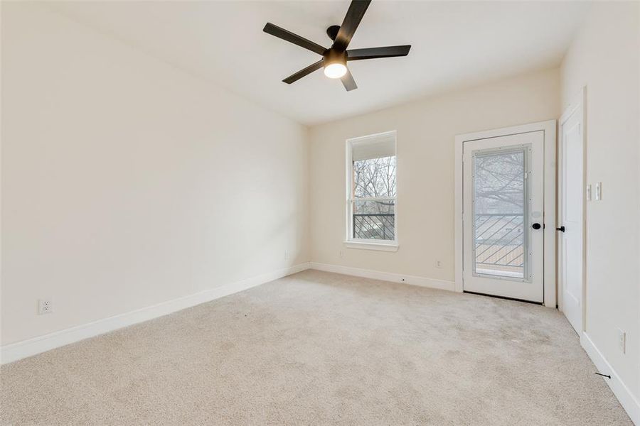 Spacious, unfurnished interior of a new home in , Dallas (Image 28).