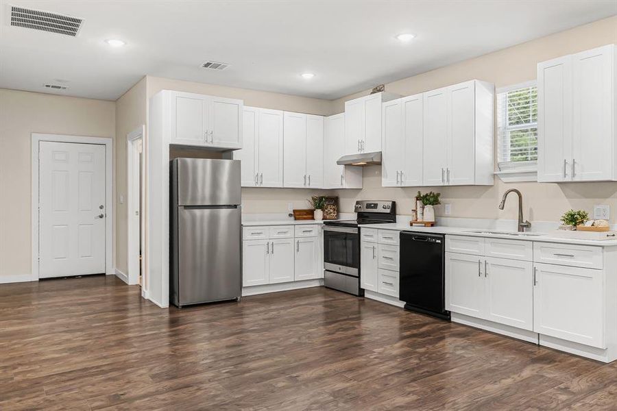 Furnished interior view inside a new home in , Quinlan (Image 6). Furnished interior view inside a new home in , Quinlan (Image 6).