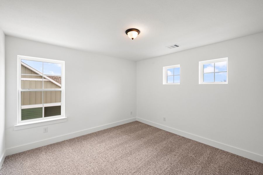 Spacious, unfurnished interior of a new home in Heritage Towne, Midlothian (Image 41). Spacious, unfurnished interior of a new home in Heritage Towne, Midlothian (Image 41).