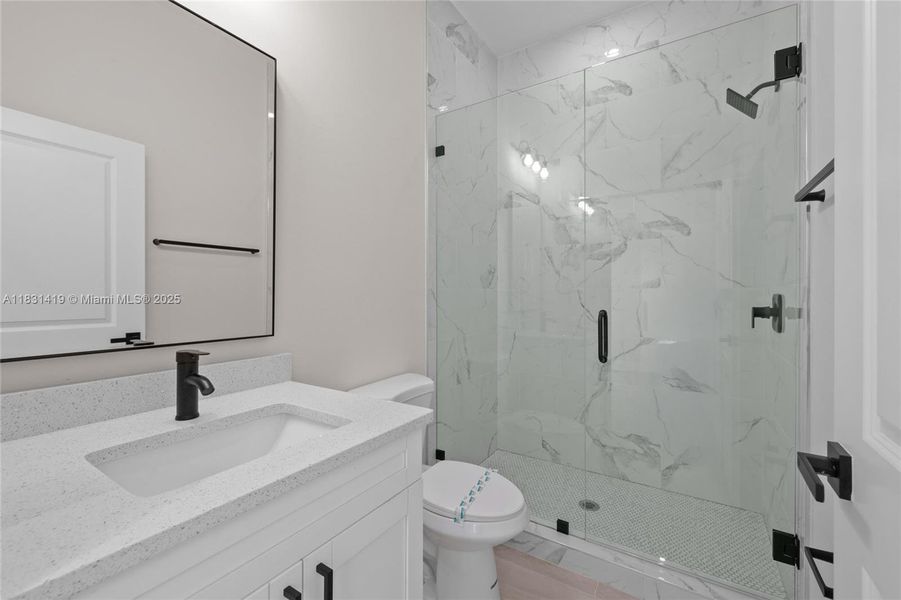 Spacious, unfurnished interior of a new home in , Lehigh Acres (Image 25).