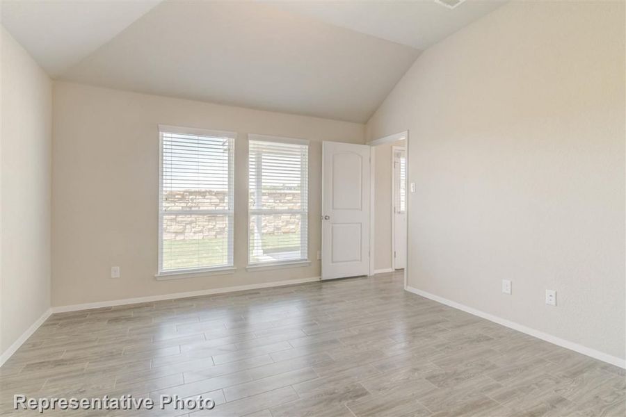 Representative unfurnished interior of a home built from the Harvest Ridge 1575 by Brohn Homes in Harvest Ridge, Elgin (Image 7).
