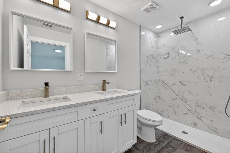 Furnished interior view inside a new home in , Ocala (Image 6).