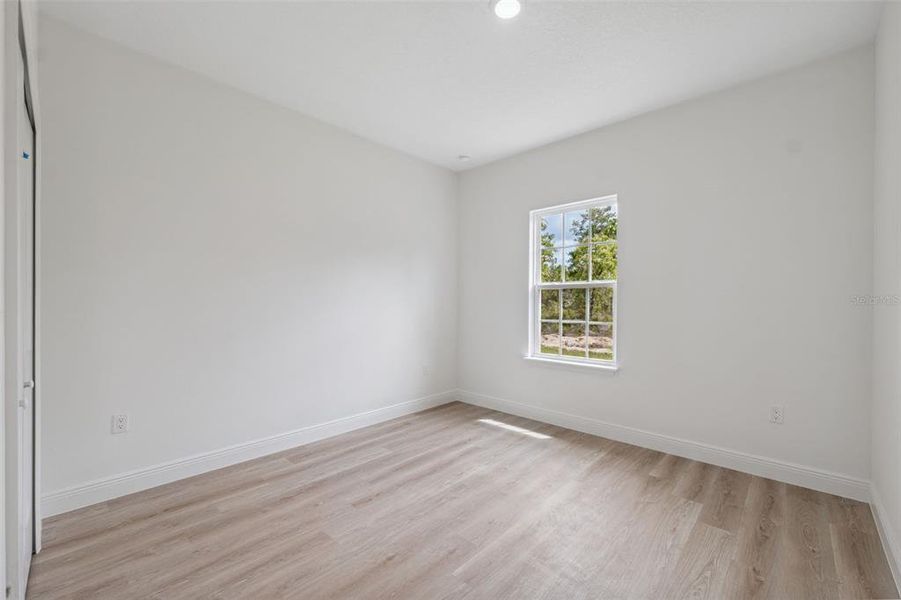 Spacious, unfurnished interior of a new home in , Ocala (Image 36).