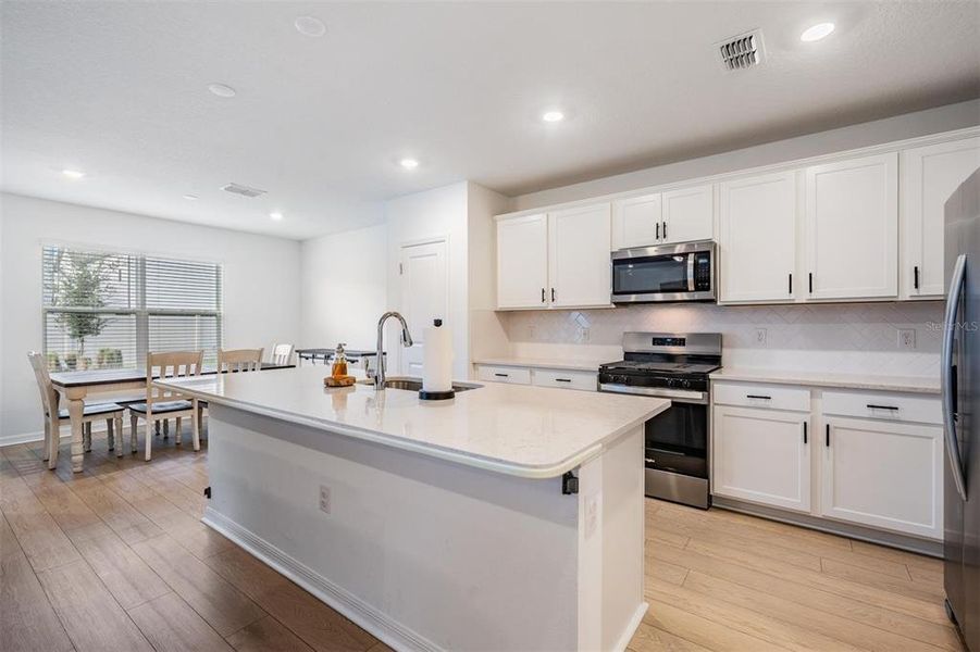 Furnished interior view inside a new home in , Land O' Lakes (Image 7).