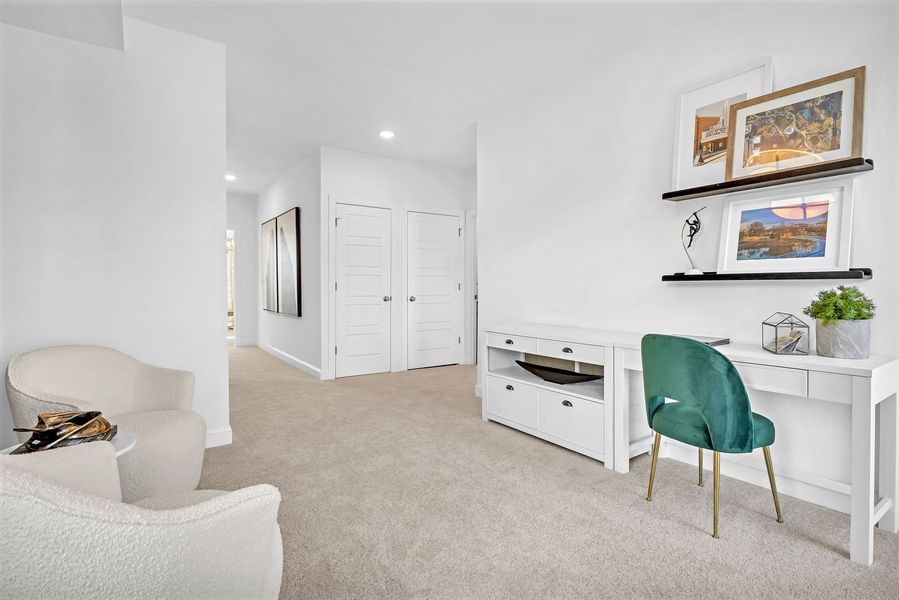 Upper Flex Room