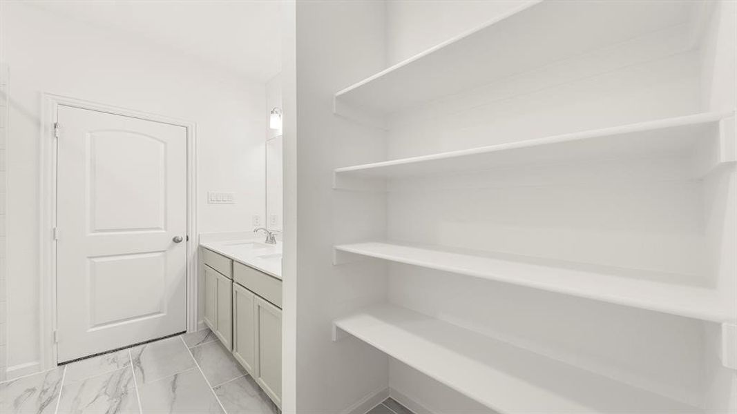 23. 2504 Yo Ranch - Bath (4) 23. 2504 Yo Ranch - Bath (4)