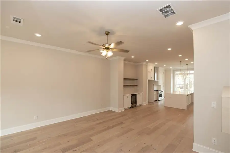 Spacious, unfurnished interior of a new home in Townes 333, Peachtree Corners (Image 37).