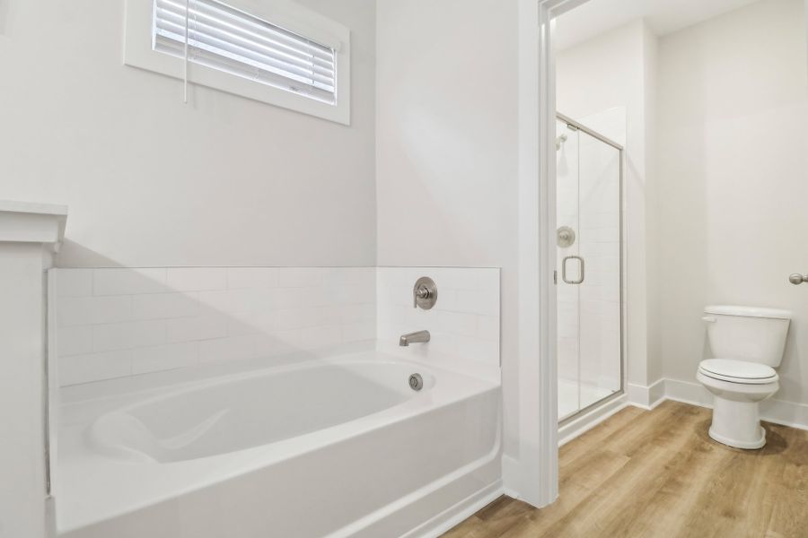 Representative furnished interior of a home built from the Baymore II by Great Southern Homes in Edwards Ridge, Central (Image 9).