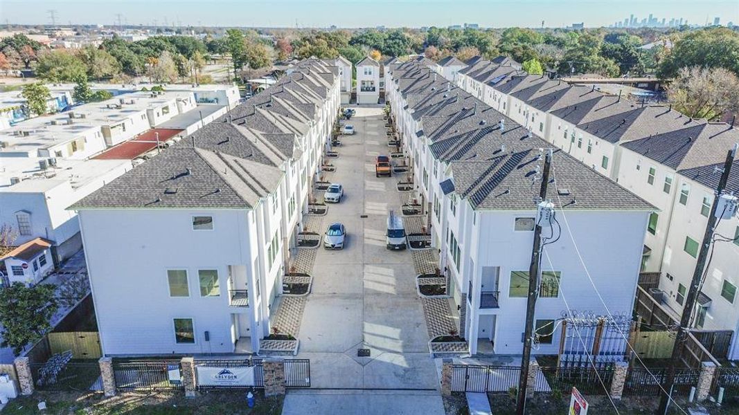 Image 27 of a home in . Image 27 of a home in .