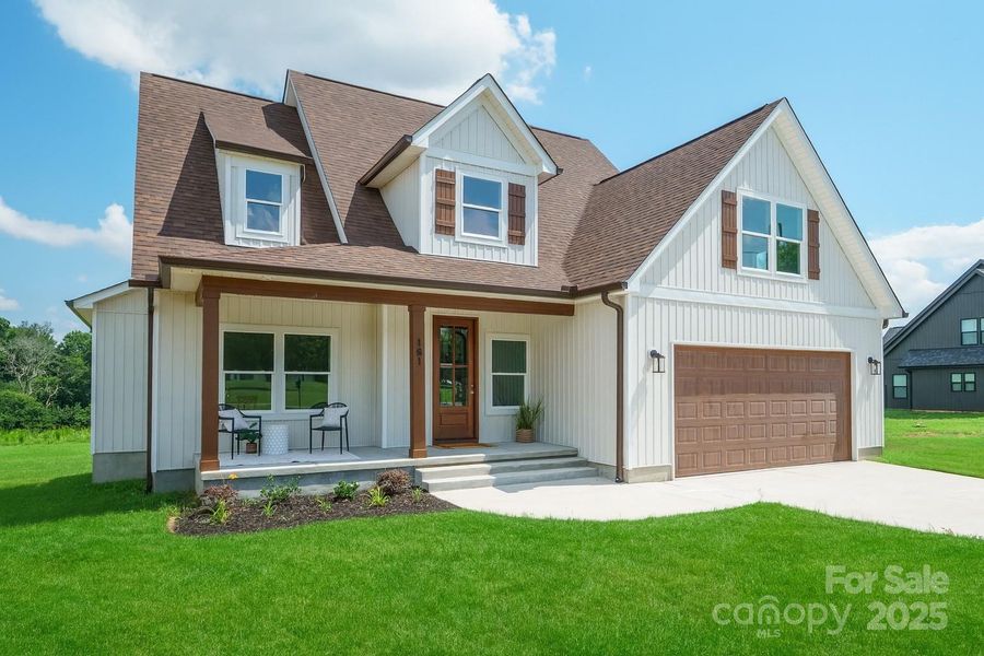 New Construction, Custom Built, 2 Story, 4 Bedroom, 4 Bath Home with oversized 2 car garage, covered front porch & covered back patio, nestled on most desirable (1.6 acre) lot, in Carson Creek community! New Construction, Custom Built, 2 Story, 4 Bedroom, 4 Bath Home with oversized 2 car garage, covered front porch & covered back patio, nestled on most desirable (1.6 acre) lot, in Carson Creek community!