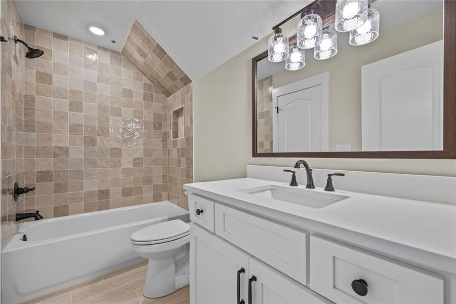 Furnished interior view inside a new home in , Monroe (Image 19).