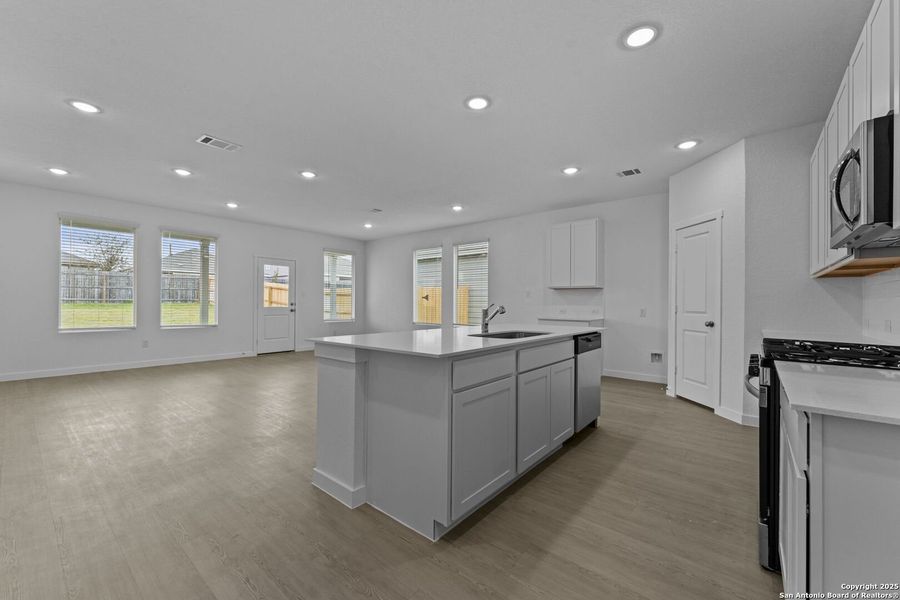 Furnished interior view inside a new home in Parkside: Coastline Collection, New Braunfels (Image 4). Furnished interior view inside a new home in Parkside: Coastline Collection, New Braunfels (Image 4).