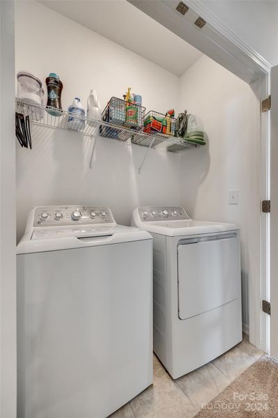 Laundry on third level