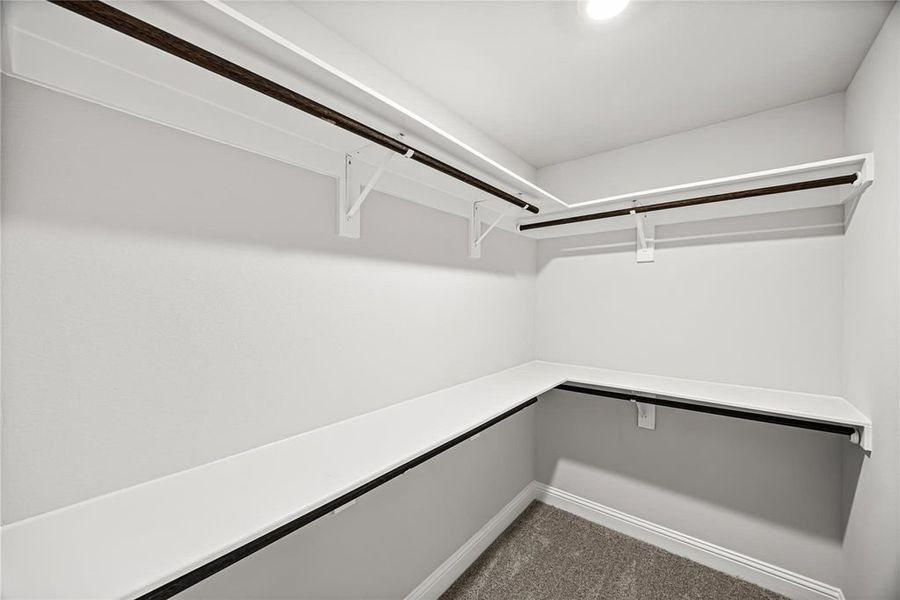 Spacious, unfurnished interior of a new home in Stonebrooke, Conroe (Image 12).