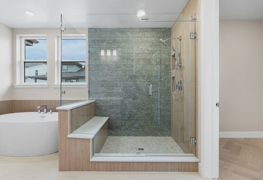 Homesite 230 Primary Bath - 12 of 17