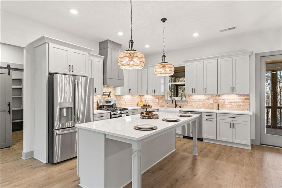 Furnished interior view inside a new home in , Jasper (Image 15).