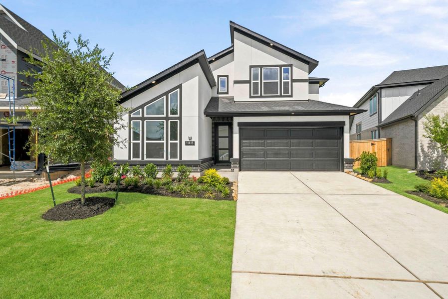 Ultra-modern Newmark Home located in Bridgeland! HUGE BACKYARD! Ultra-modern Newmark Home located in Bridgeland! HUGE BACKYARD!
