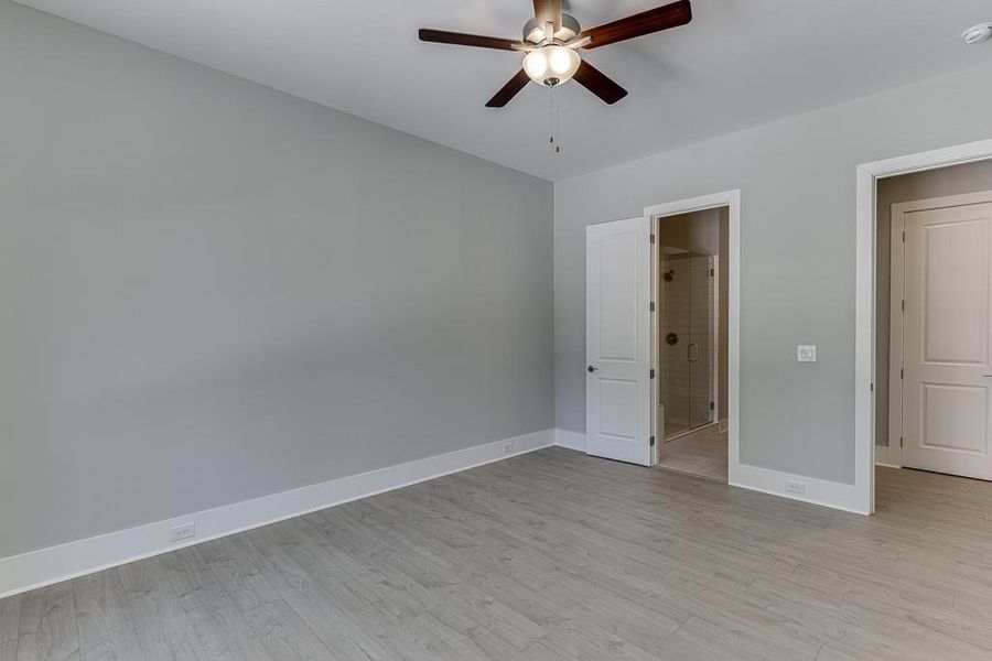 Spacious, unfurnished interior of a new home in , Buford (Image 58).