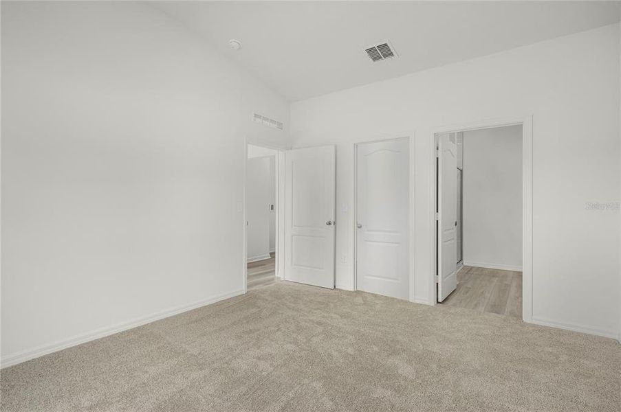 Spacious, unfurnished interior of a new home in Poinciana, Poinciana (Image 16).