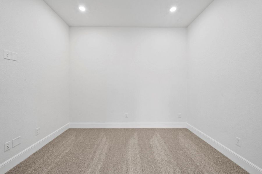 Spacious, unfurnished interior of a new home in Bridgeland 55', Cypress (Image 29).