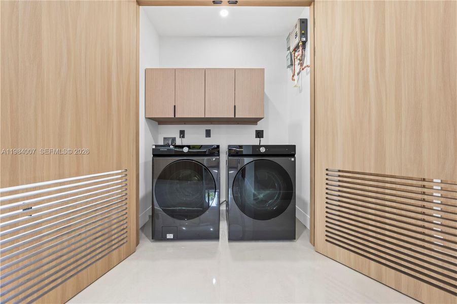 Close-up of interior finishes inside a home in , North Miami (Image 20).