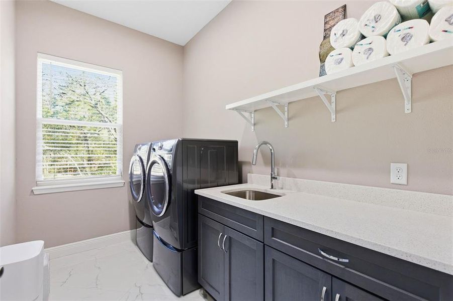 Furnished interior view inside a new home in , Beverly Hills (Image 57).
