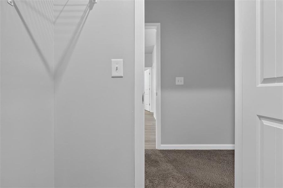 Spacious, unfurnished interior of a new home in , Eastanollee (Image 50).