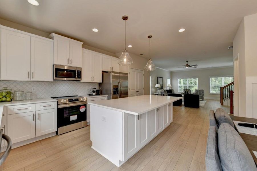 Furnished interior view inside a new home in Magnolia Grove, Mableton (Image 46). Furnished interior view inside a new home in Magnolia Grove, Mableton (Image 46).