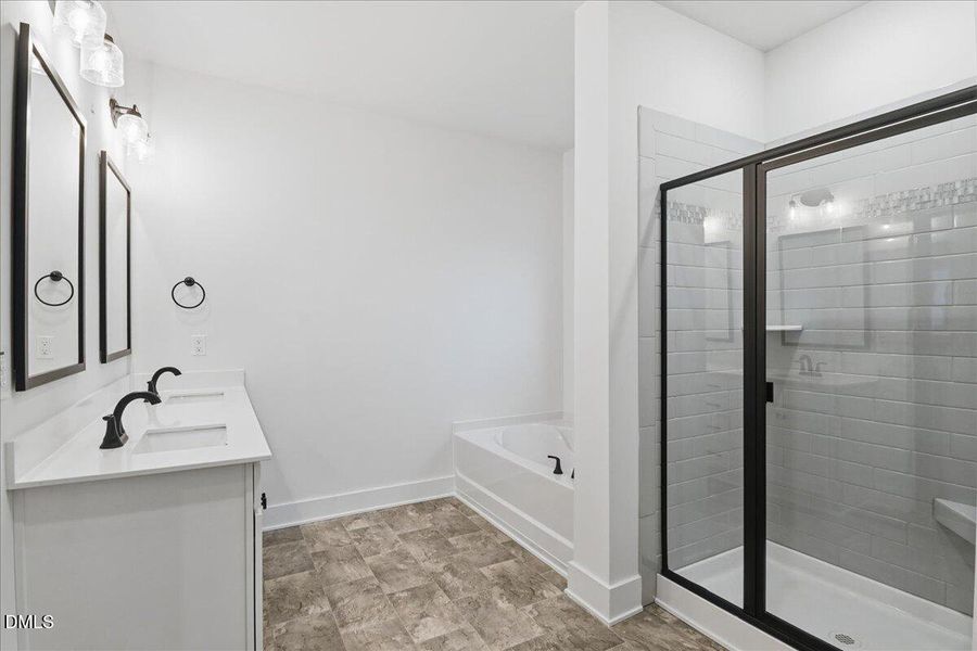 29-105 Manchester Ct-29