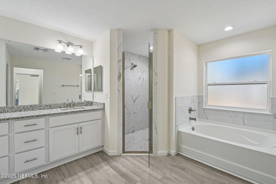 Furnished interior view inside a new home in , Middleburg (Image 14).