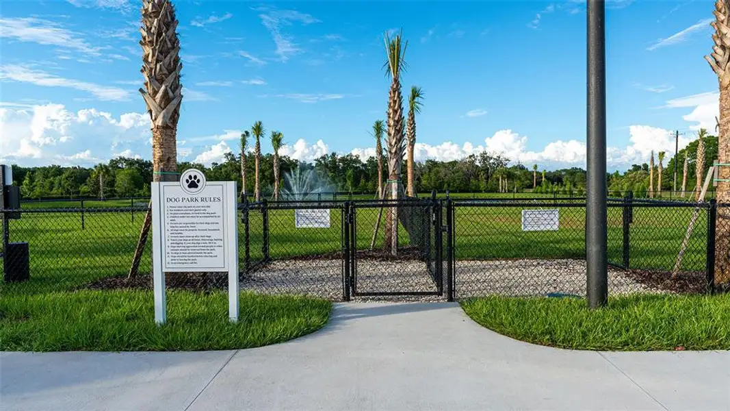 Community amenities in Bella Lago, Parrish (Image 48). Community amenities in Bella Lago, Parrish (Image 48).