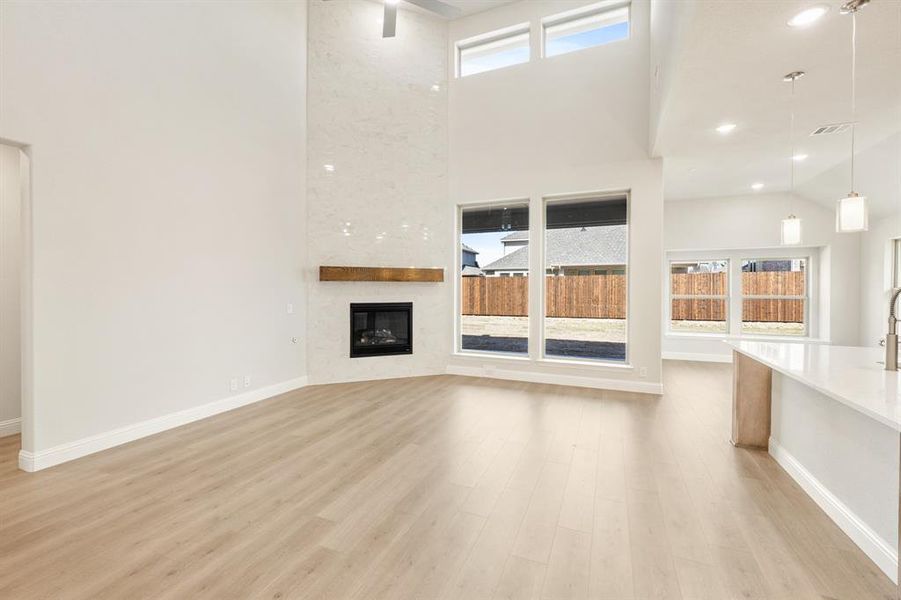 Spacious, unfurnished interior of a new home in Addison Hills, Cedar Hill (Image 38).